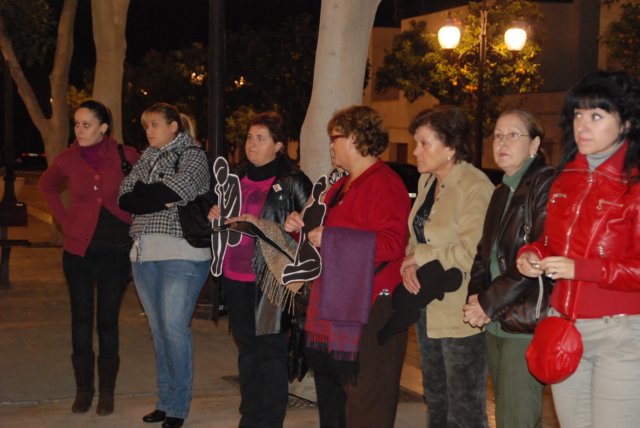 repartodesiliuetasfemeninas3.jpg