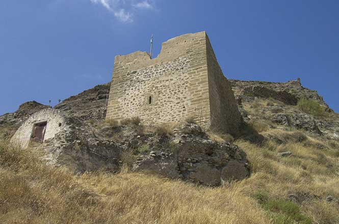 Torre del Agua en la Alcazaba de Purchena. © Fotografía:  Alfonso Ruiz Torre del Agua en la Alcazaba de Purchena. © Fotografía:  Alfonso Ruiz