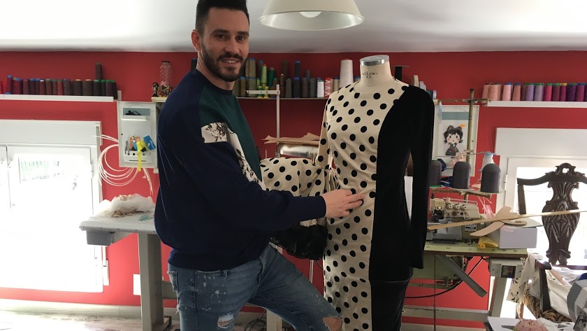Un maestro costurero en Zurgena